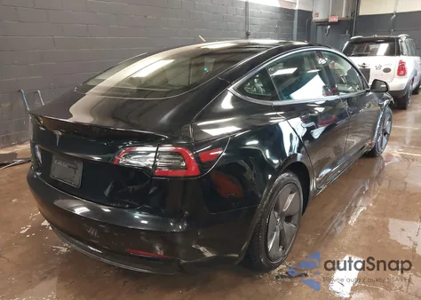 2023 Tesla Model 3 Rear-Wheel Drive z USA, uszkodzony, nr VIN 5YJ3E1EA7PF427953